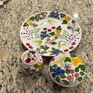 Mesa International VINTAGE 5 piece floral and flower dish set